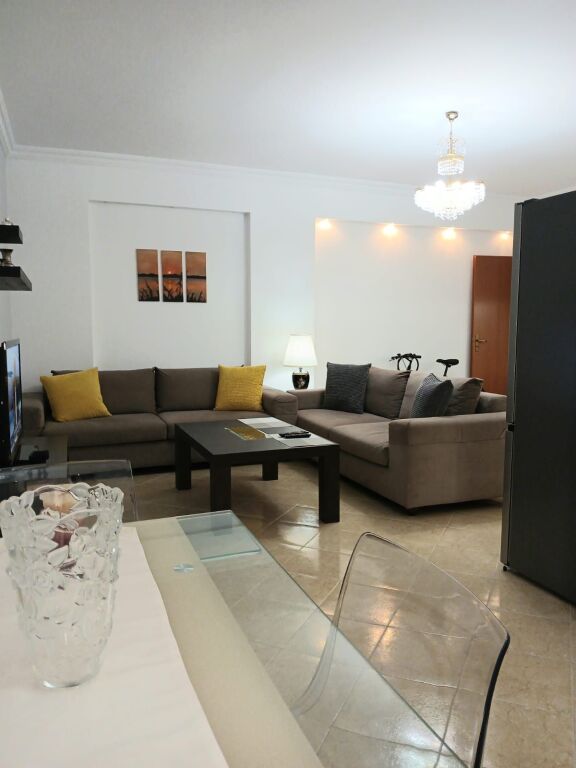Apartament me qera 2+1 - 📍Fresk, prane furre buke Melisa