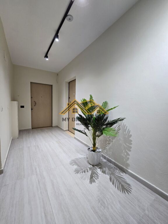 SHITET APARTAMENT 1+1 PLAZH TEK HOTEL ADRIATIK!
