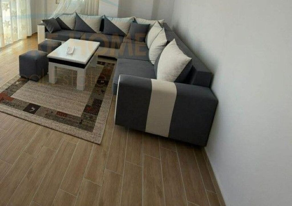 Qera, Apartament 2+1, Komplesi Tudas - Pamja 2