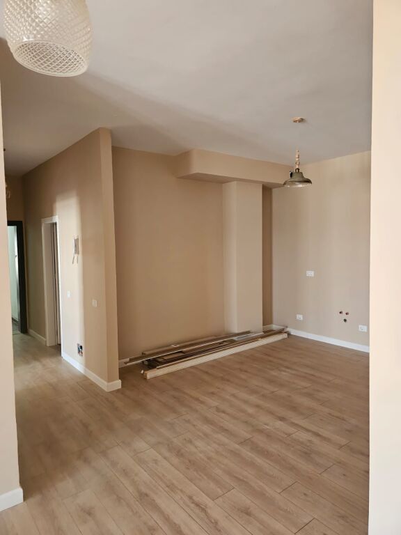 Apartament 1+1 Për Shitje në Sauk i Vjetër, Tiranë - 1,700.00€ | 94 m²