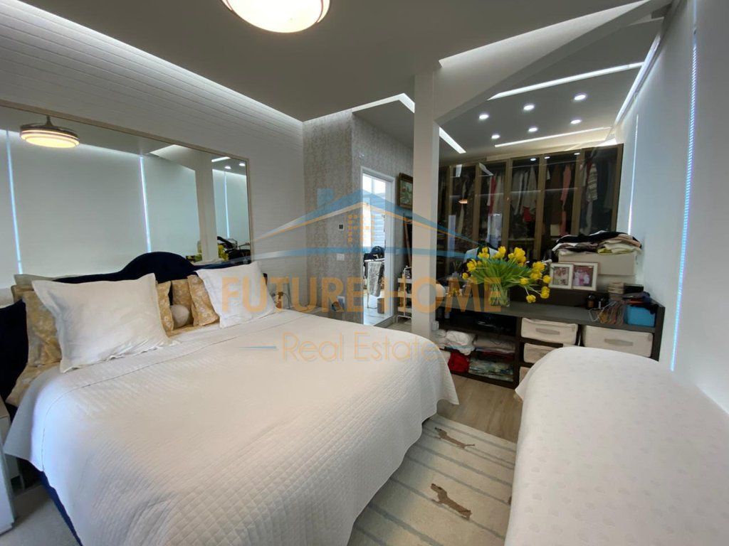 Shitet, Apartament 3+1+3, Liqeni i Thate