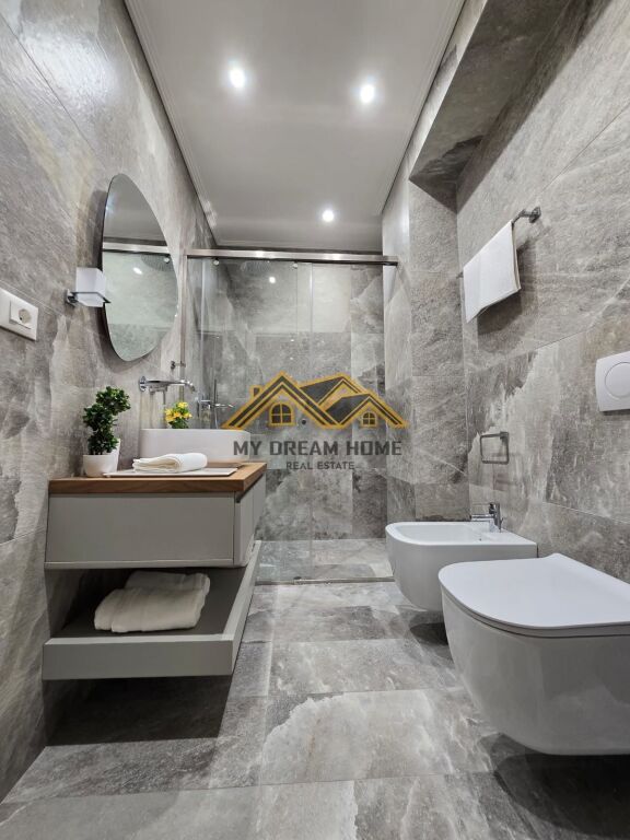SHITET APARTAMENT 1+1 PLAZH TEK HOTEL ADRIATIK!