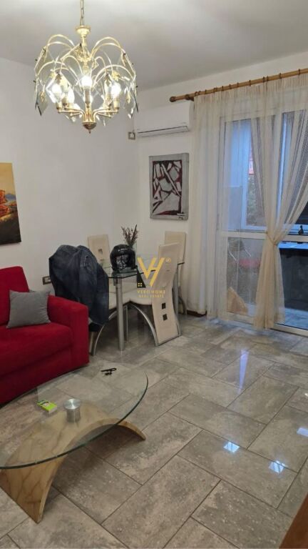 JEPET APARTAMENT 2+1+BLK ME QIRA TE MEDRESEJA 56.000 LEKE