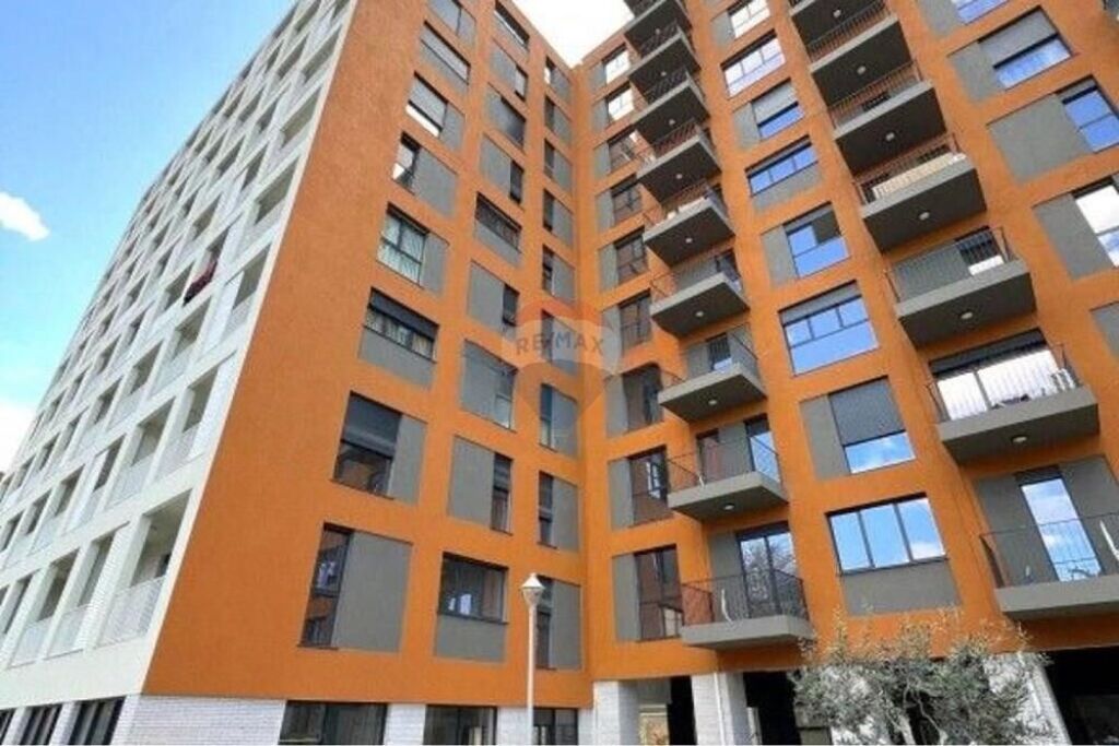 Apartament 2+1+2 për shitje tek ASL 1