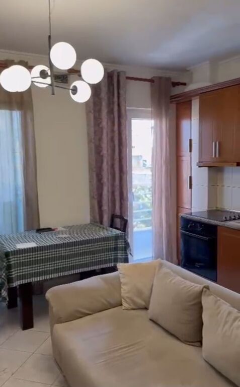 Apartment 2+1 for rent – Commune of Paris, near Kristal Center