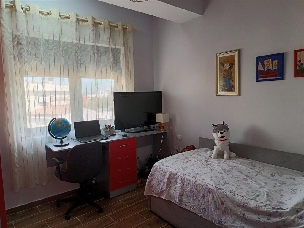 SHITET APARTAMENT 2+1+2 KODRA E DIELLIT 168.000EURO FH-60385