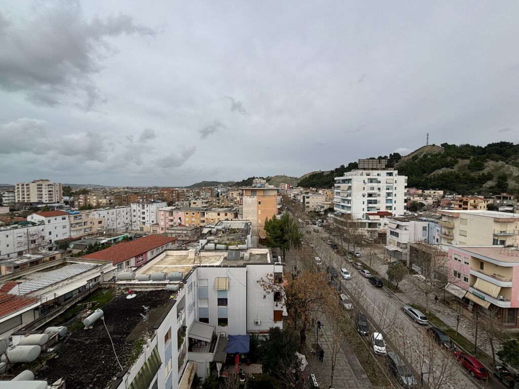 🏡 OPPORTUNITY FOR SALE IN Rruga e Re – Vlorë!