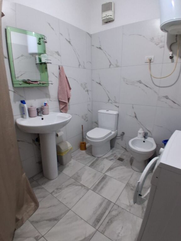 Jepet me qera Apartamenti 2+1+2 ballkone , Don Bosko Kullat e Arabit ( kulla 6) 480 mije leke