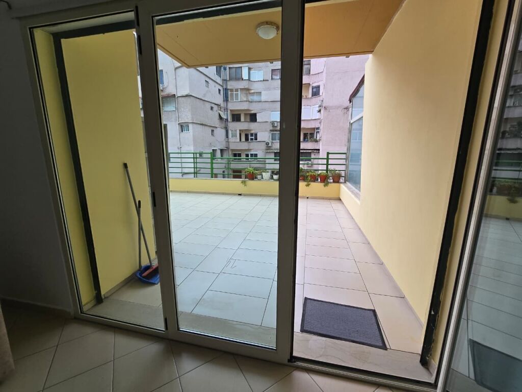Jepet apartament 2+1 Vollga Durres