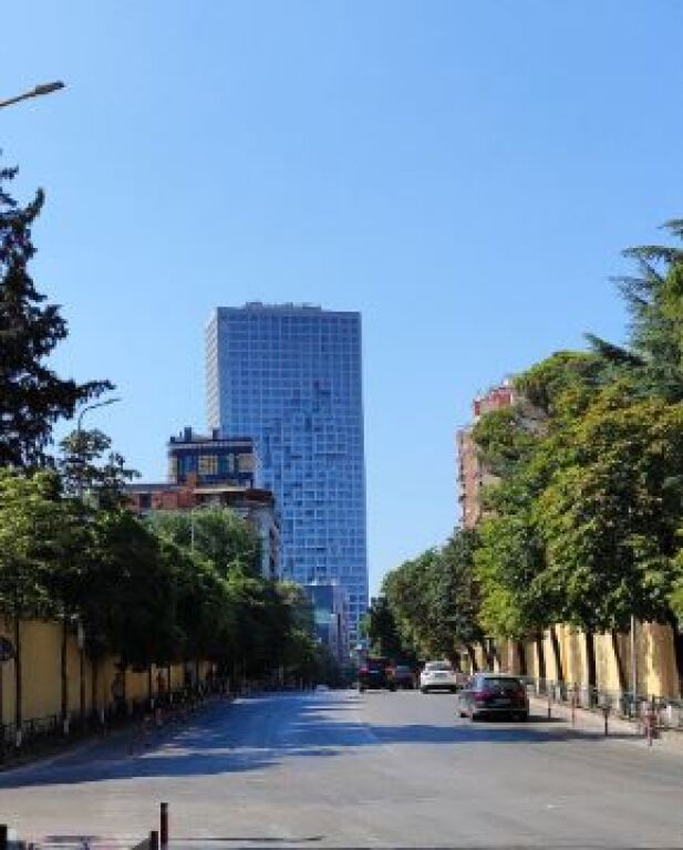 VENDITA OCCASIONE MONOLOCALE, VIA ELBASAN VICINO ALLO STADIO AIR ALBANIA