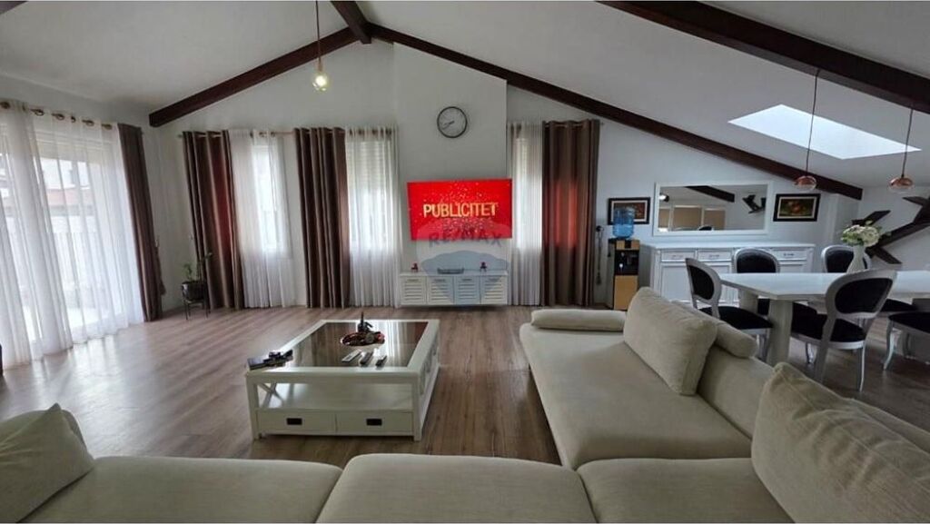 Penthouse for rent, Secret Garden