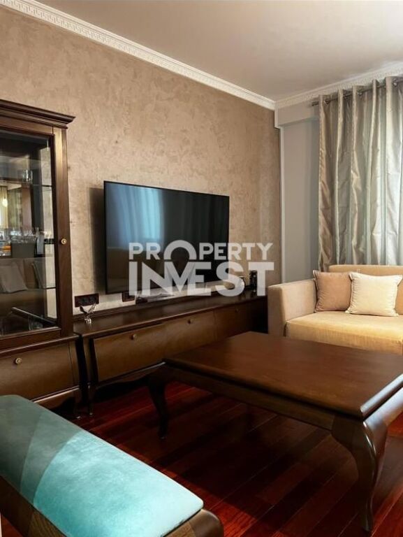 Apartment 3+1 for sale in Bllok.