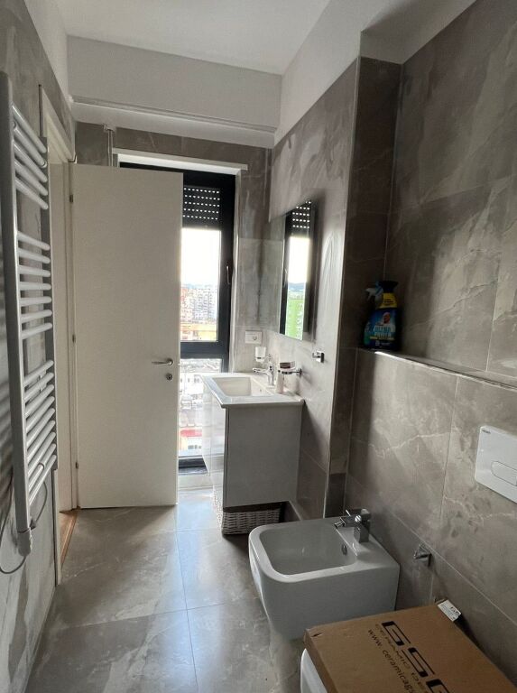 Apartament me Qira 2+1+2 ne Myslym Shyri - Pamja 6