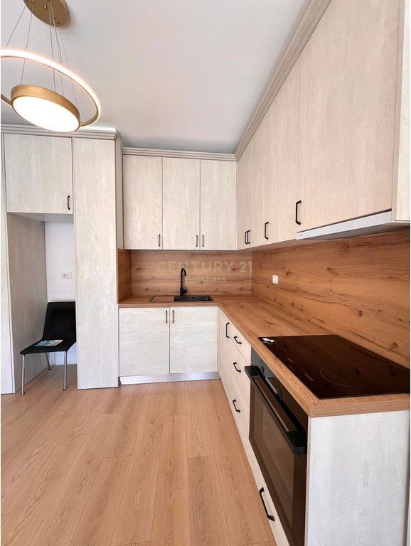 SHITET APARTAMENT 1+1 TEK RRUGA JORDAN MISJA – AFER BULEVARDIT TE RI