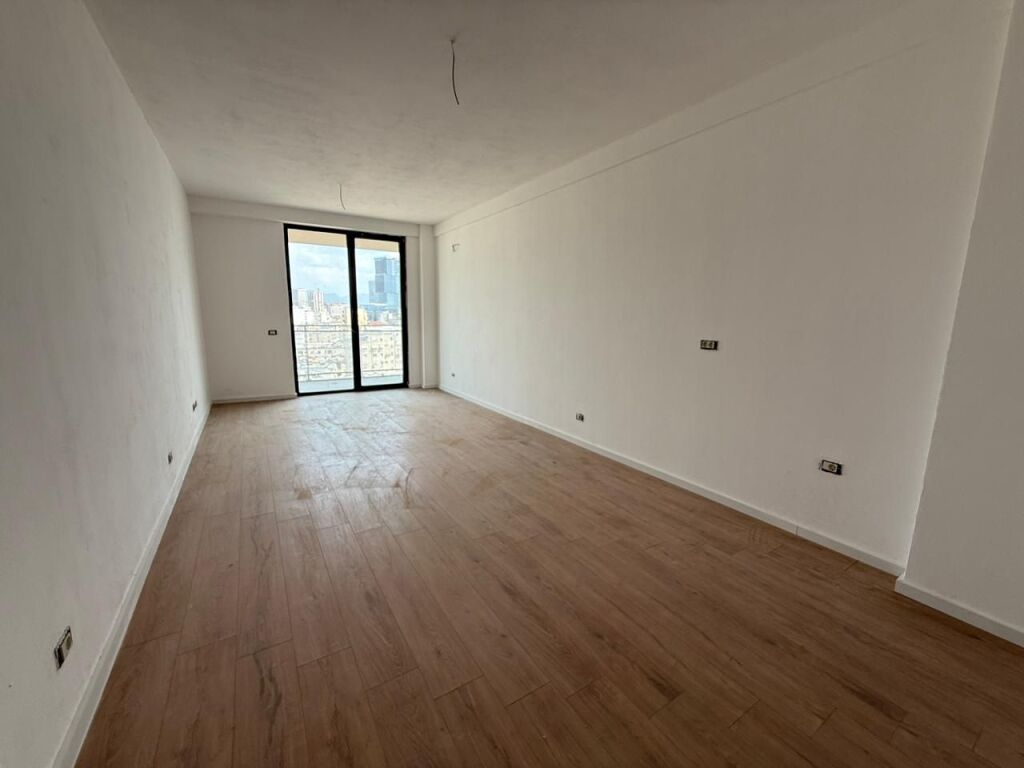 🏢 Office for Rent – Golden Tower, Mine Peza