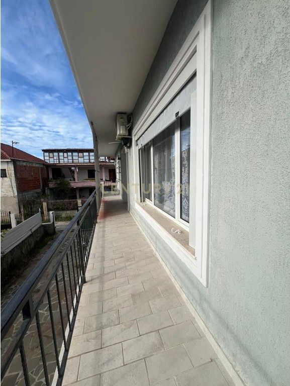 For rent the 2nd floor of a private house + attic, near the Stadium, Durres 500 € /Month