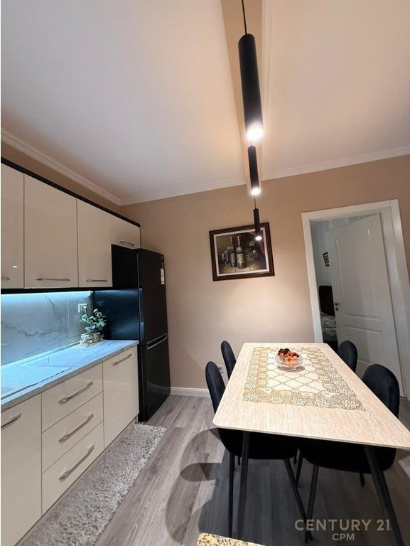 JEPET ME QIRA APARTAMENT 2+1 NE KOMUNEN E PARISIT