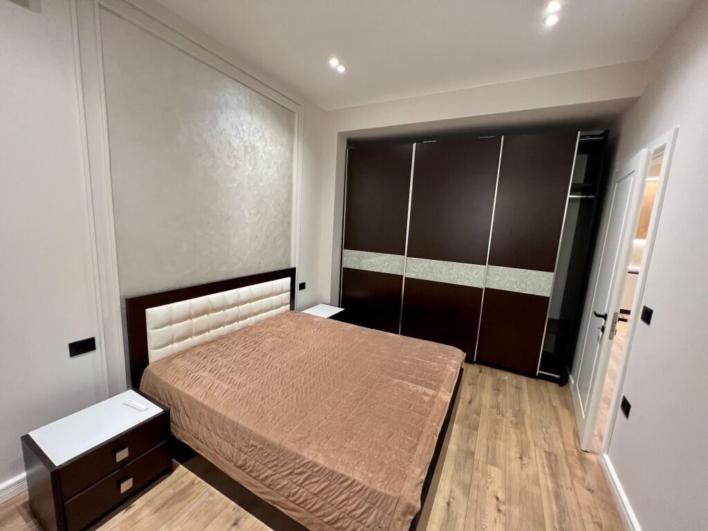 📣 SUPER RENT Apartment 1+1 📍 Near the "Durresit" Road ✨💶 Price 600 Euro (Non-Negotiable)