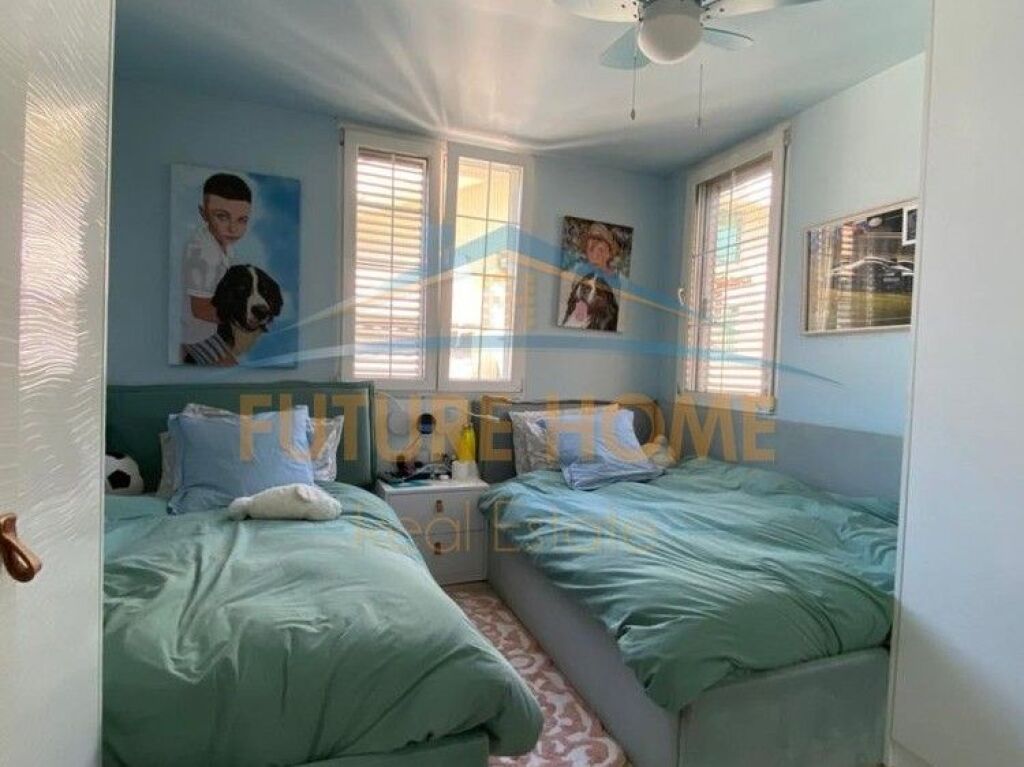 Shitet, Apartament 3+1+3, Liqeni i Thate