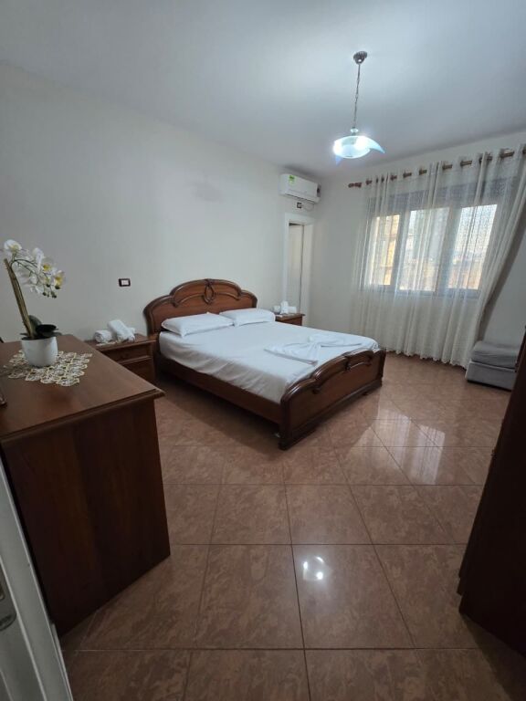 For rent 2+1, Center