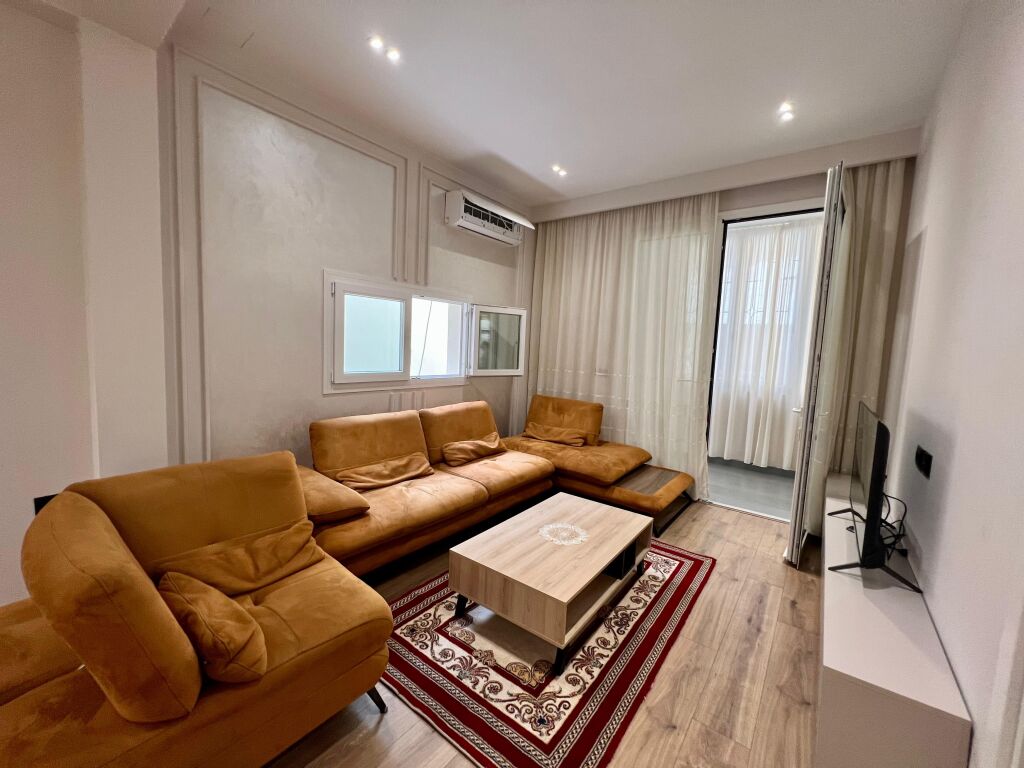 📣 SUPER RENT Apartment 1+1 📍 Near the "Durresit" Road ✨💶 Price 600 Euro (Non-Negotiable)