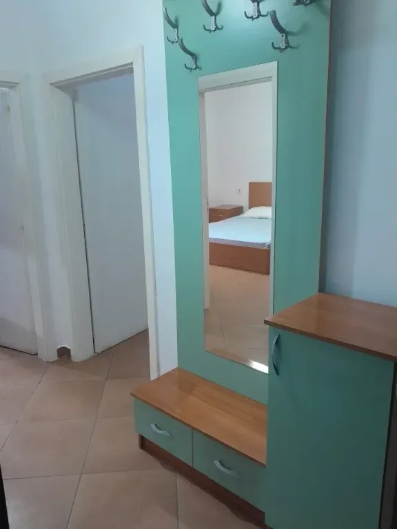 Tirane, jap me qera apartament 1+1+Ballkon Kati 3, 73 m² 380 €