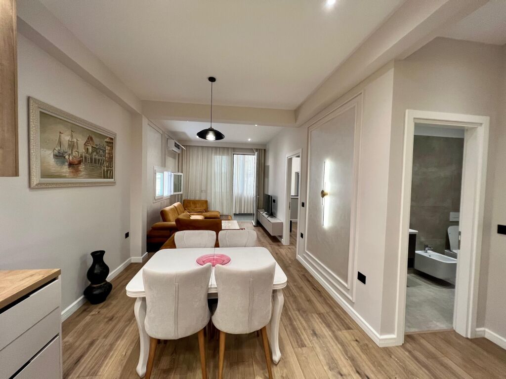 📣 SUPER RENT Apartment 1+1 📍 Near the "Durresit" Road ✨💶 Price 600 Euro (Non-Negotiable)