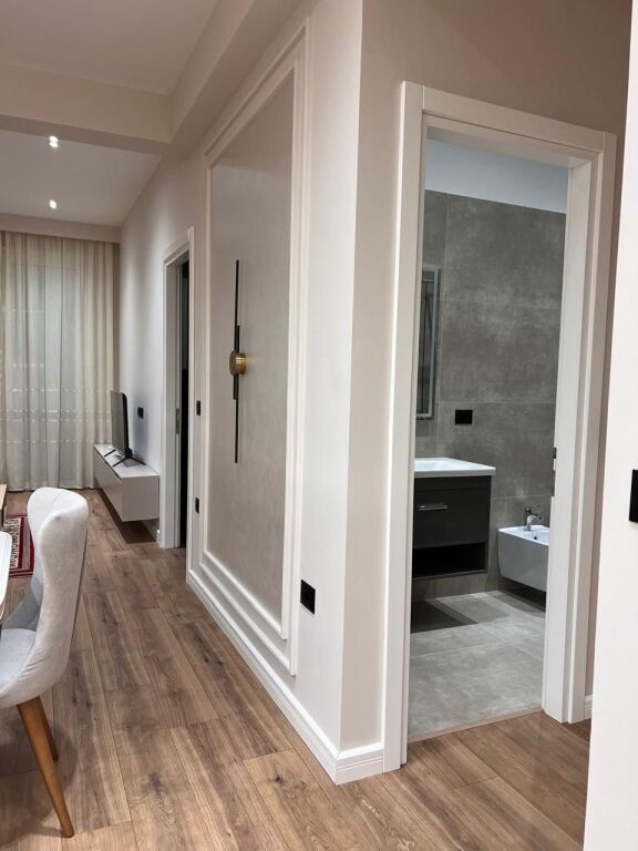 Apartament 1+1 me qera tek Mine Peza prane Rosman Lala