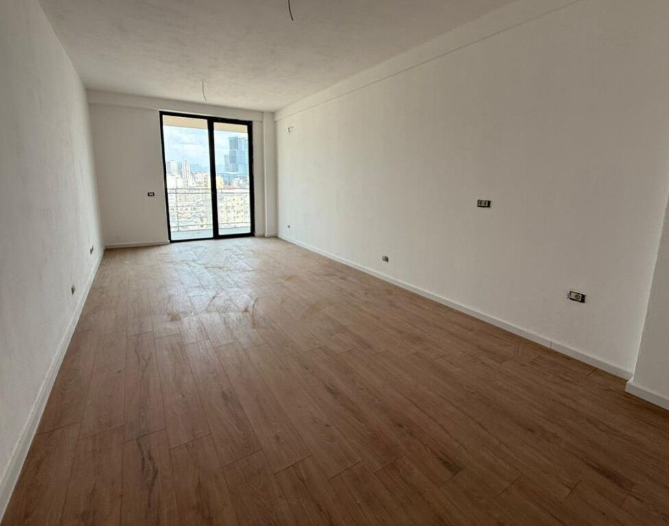 📌 Office for Rent – Golden Tower, Mine Peza