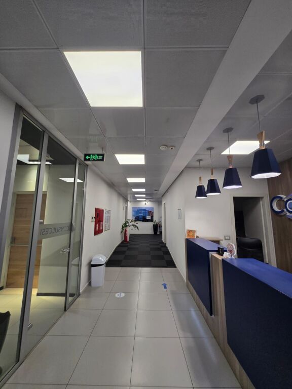 ZYRE PER QERA RING CENTER