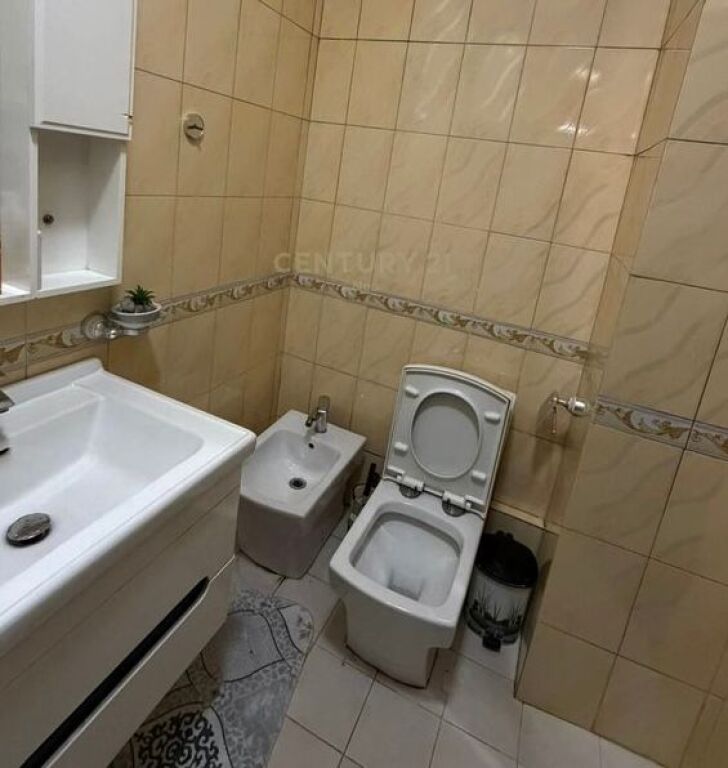 Apartament me qira 1+1 ne Yzberisht