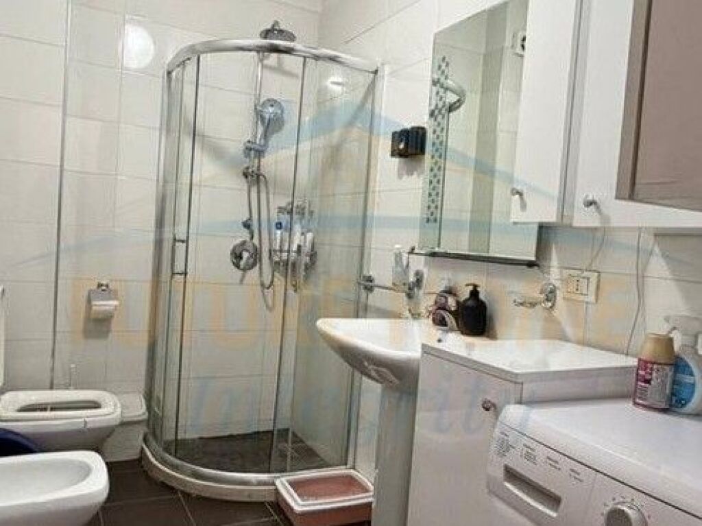 In vendita, Appartamento 1+1, Nuovo Anello, Tirana.
