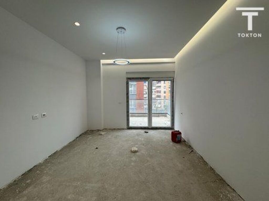 SHITET, APARTAMENT 2+1+2, ALI DEMI, TIRANË