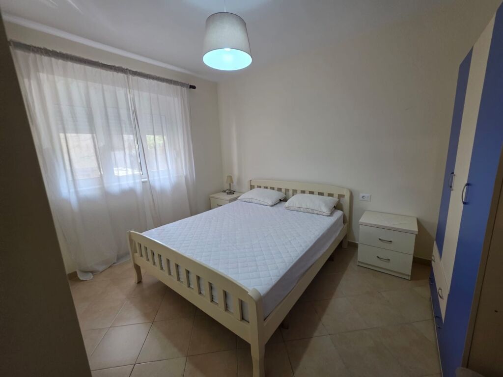 1+1,furnished at minibashkia 2, Elbasan street, 450 thousand lek