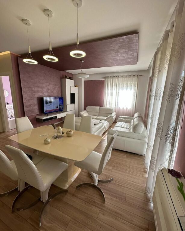 Apartament 3+1,Liqeni i Thate!