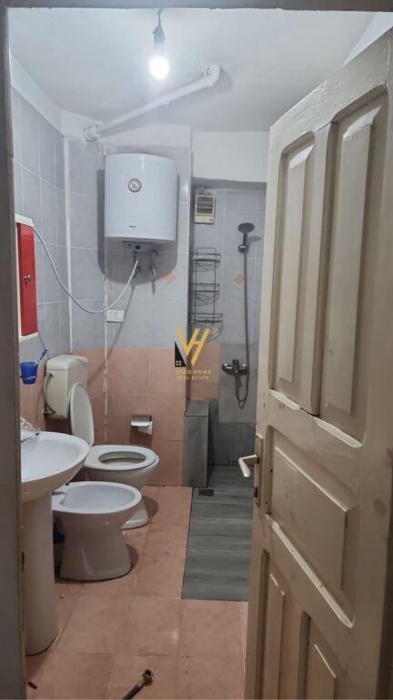 SHITET GARSONIERE 27.4 M2 TE RRUGA ELBASANIT 73.000 EURO