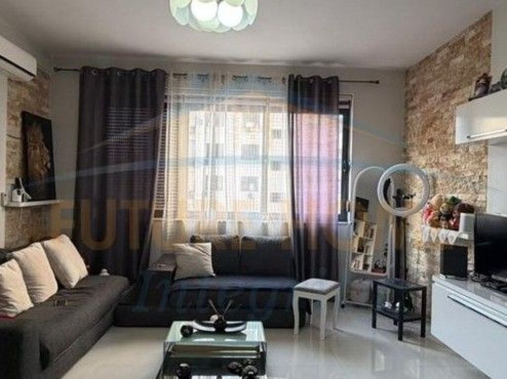 In vendita, Appartamento 1+1, Nuovo Anello, Tirana.