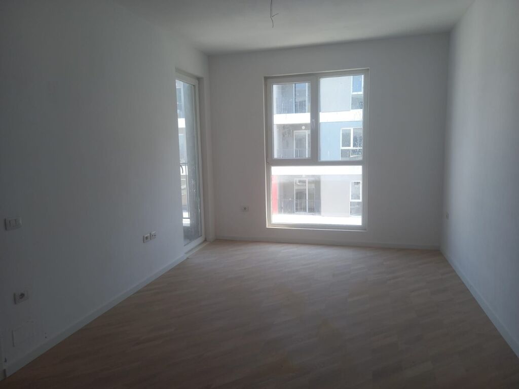 Apartament 1+1 me qera Univers Citty + Garazhd