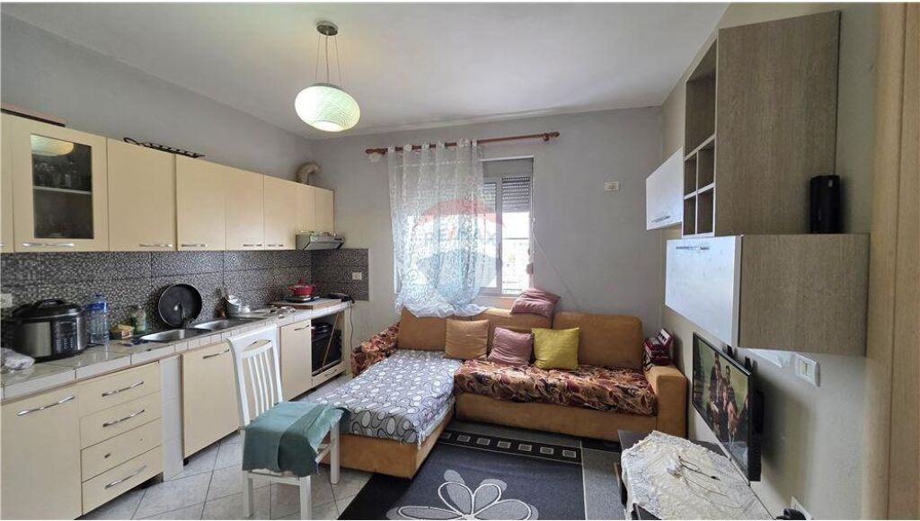 Apartment 1+1 for sale near Ambulances, Vlore