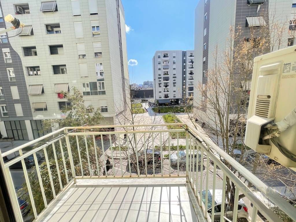 Jepet me qira apartament 1+1 pranë Kompleksi Magnet, në zonën e 21 Dhjetori. 🏢