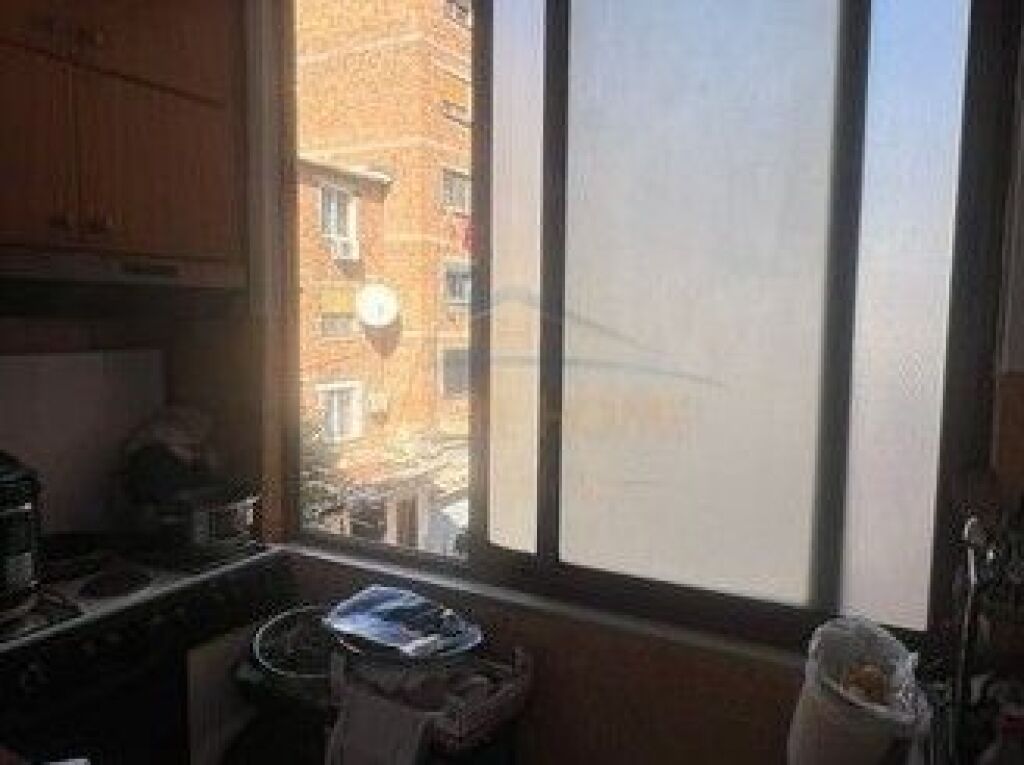 Shitet, Apartament 3+1, Rruga Karl Gega, Tirane