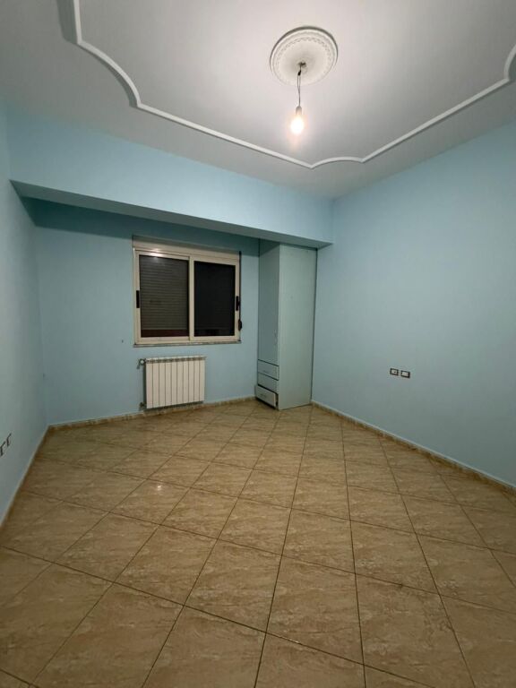 Apartament 2+1+2wc me Qera Afatgjatë - Bulevardi Ismail Qemali, Vlorë