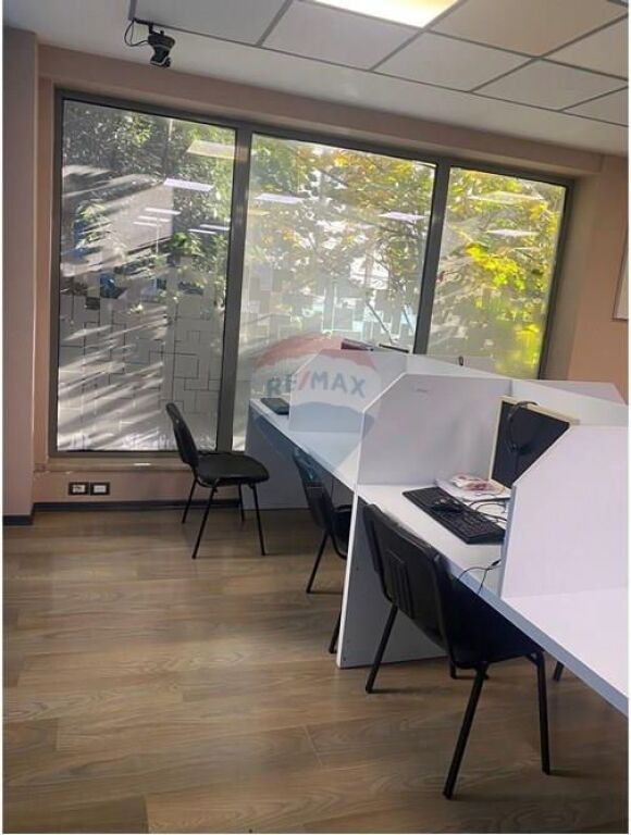 Office - For Rent - Selvia, Tirana