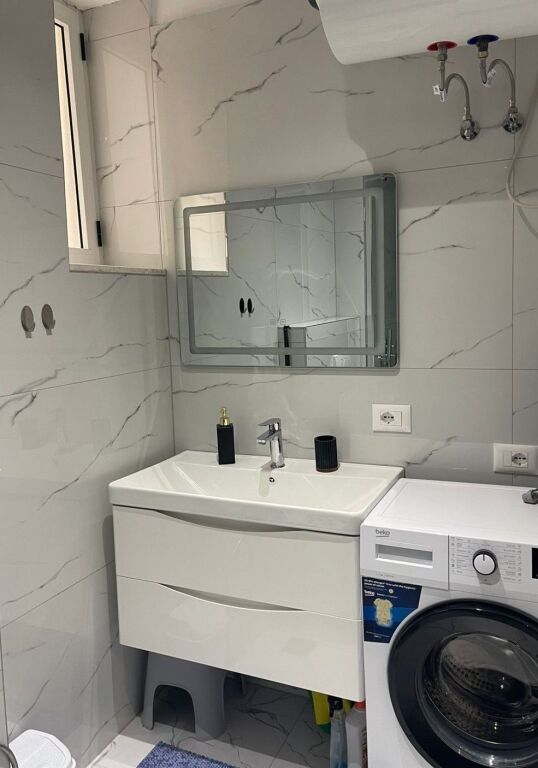 Apartment 2+1 for sale – 21 Dhjetori, near Hotel Mondial
