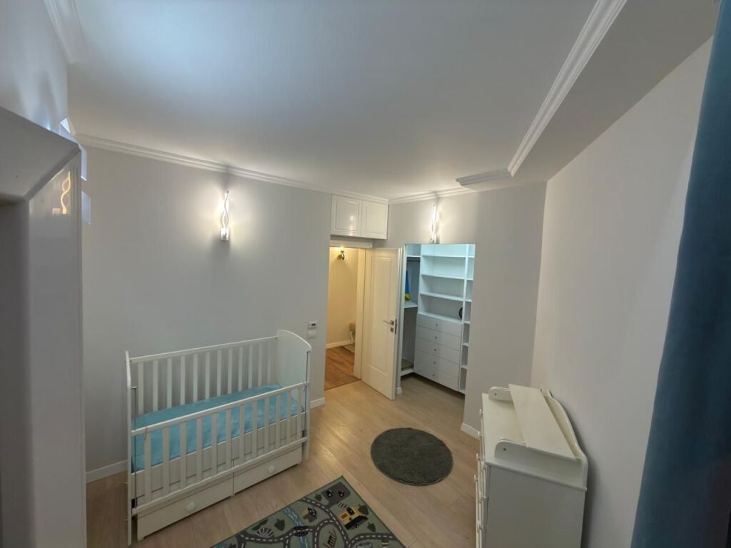 SUPER OCCASIONE, Appartamento in Affitto/Vendita, 1° Piano, 110 m² 850 €/ 2350€ m2