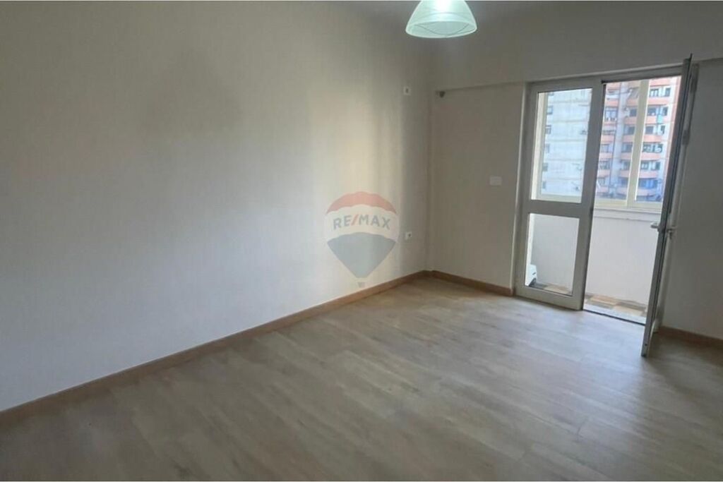 Office Space for Rent near the New Bazaar