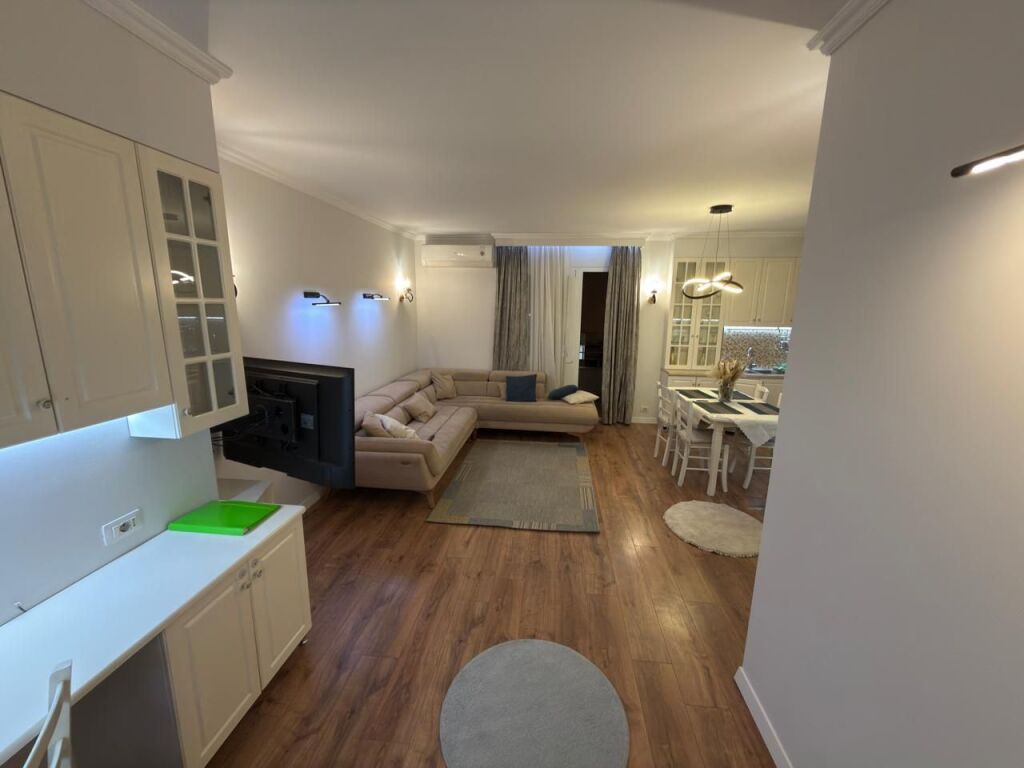 SUPER OCCASIONE, Appartamento in Affitto/Vendita, 1° Piano, 110 m² 850 €/ 2350€ m2