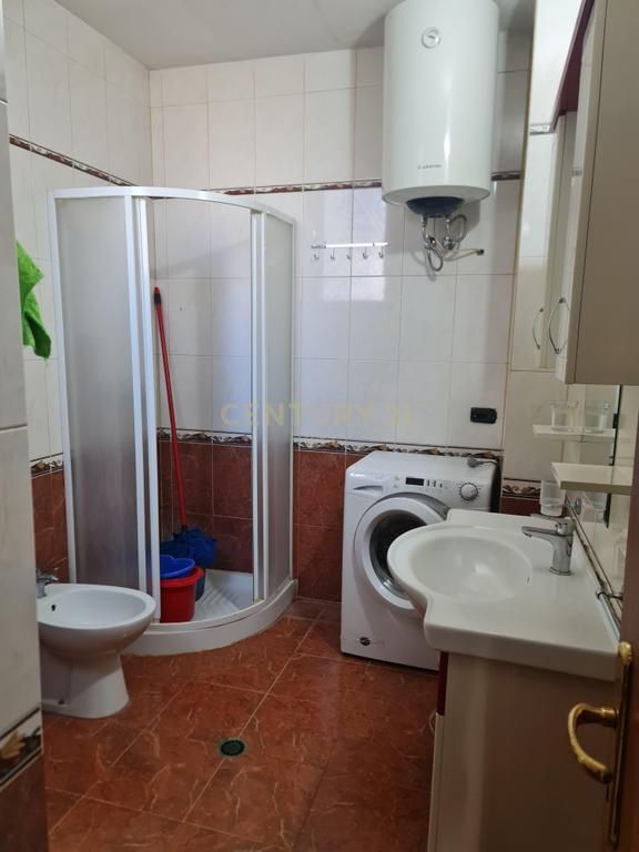 SHITET APARTAMENT 2+1+2 NE DURRES PAMJE DETI !