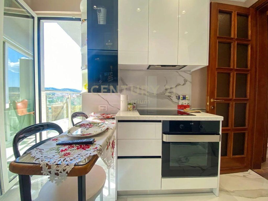 Apartment 3+1+2 balconies + separate wardrobe for Rent in Bllok!