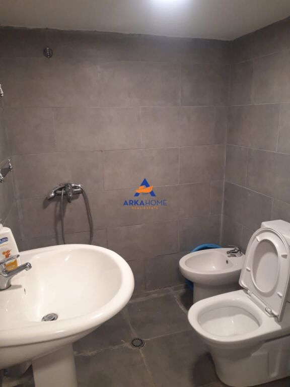 DUPLEX FOR RENT 2+1 "FRESKE" 45000 LEKE (NEGOTIABLE)